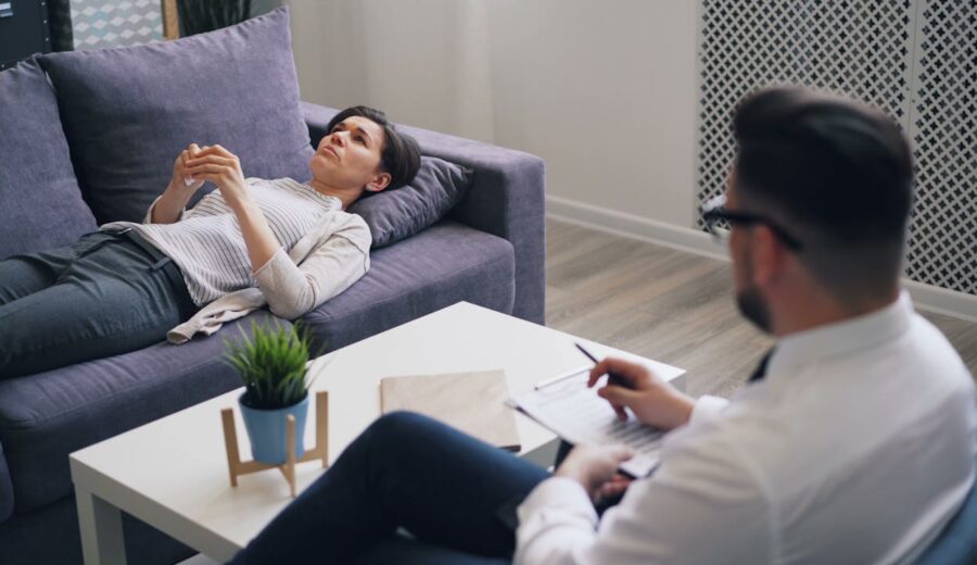 Guide to Clinical Hypnosis for Self-Improvement
